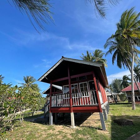 Pcb Beach Resort Kota Bharu Exterior foto